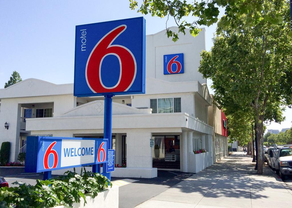 Motel 6-San Jose, Ca - Convention Center Bagian luar foto