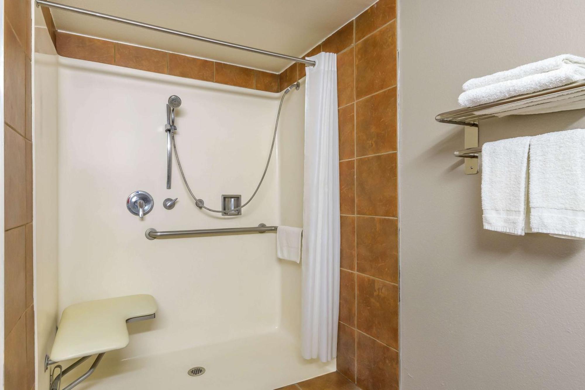 Motel 6-San Jose, Ca - Convention Center Bagian luar foto