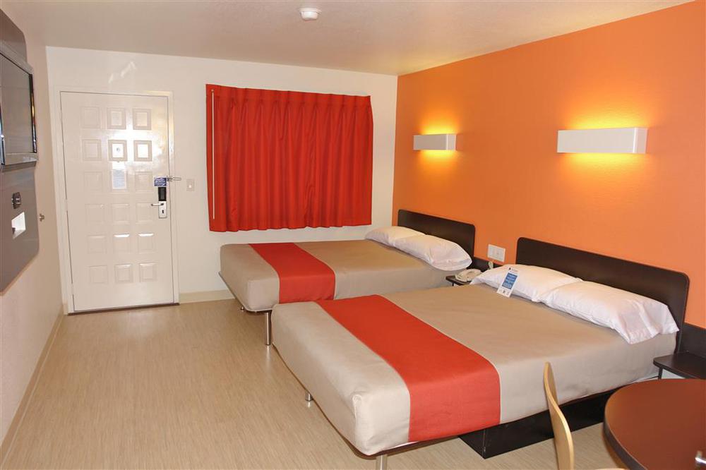 Motel 6-San Jose, Ca - Convention Center Ruang foto